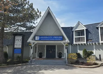 Knights Inn Harbour Resort Lagoon City Brechin hotel thumbnail 3