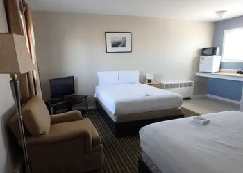 Wheel Inn Motel hotel thumbnail 8