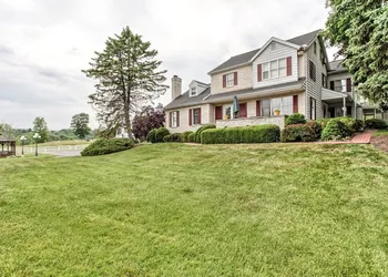 West Ridge Bed and Breakfast hotel thumbnail 8