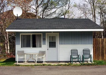 The Mountain View Motel & Cottages hotel thumbnail 6