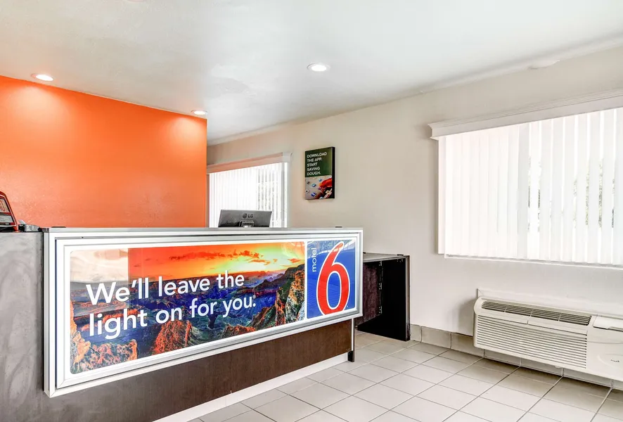 Motel 6 Waco, TX - Lacy Lakeview hotel detail image 6