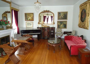 Governor's Mansion Inn hotel thumbnail 4