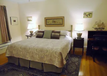 Governor's Mansion Inn hotel thumbnail 7