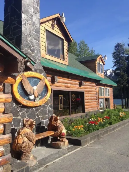 Summit Lake Lodge hotel detail image 2