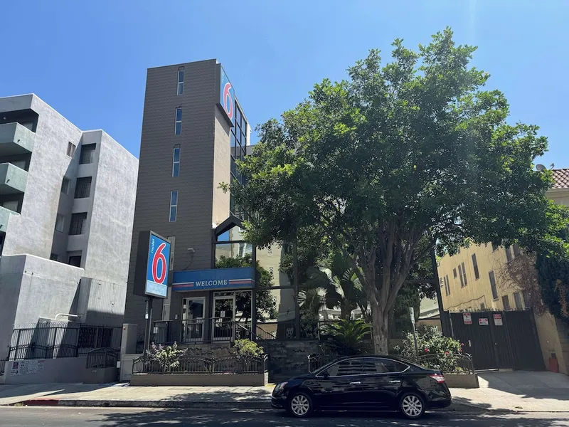 Motel 6 Hollywood hotel detail image 2