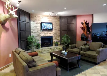 Sigma Inn & Suites Hudson's Hope hotel thumbnail 4