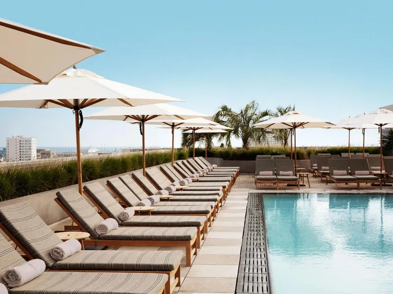 Santa Monica Proper Hotel, a Member of Design Hotels hotel detail image 2