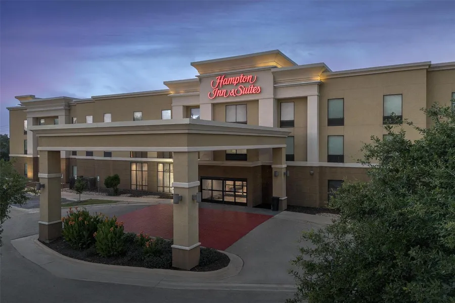 Hampton Inn & Suites Georgetown/Austin North hotel detail image 2