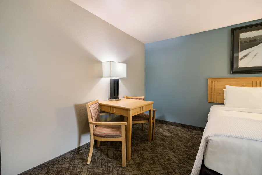 Best Western Golden Spike Inn & Suites hotel detail image 6