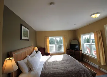 Seawind Landing Country Inn hotel thumbnail 8