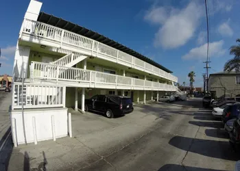 The Beach Cottages hotel thumbnail 2