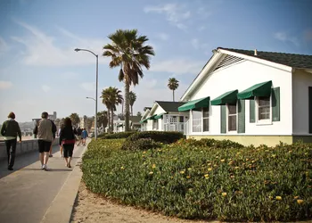 The Beach Cottages hotel thumbnail 3