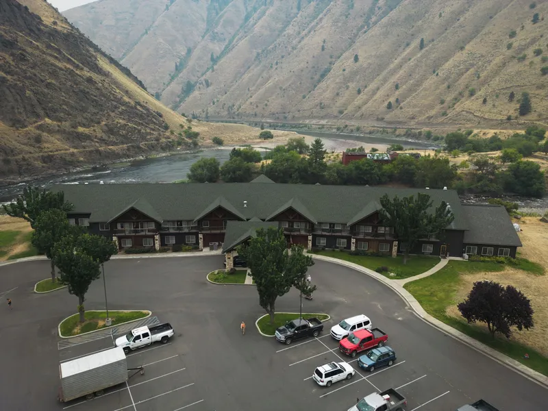 Salmon Rapids Lodge hotel detail image 2