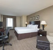 Holiday Inn Aurora North - Naperville by IHG hotel detail image 7