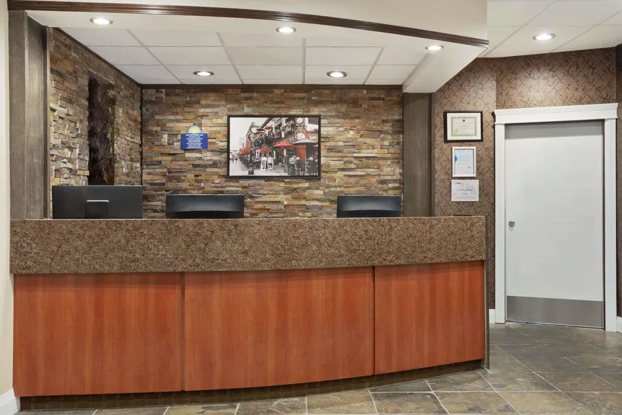 Days Inn by Wyndham Sylvan Lake hotel detail image 6
