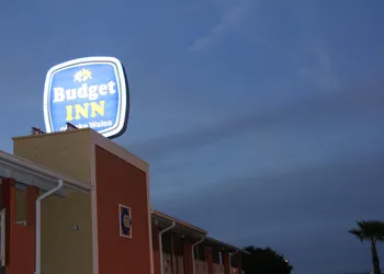 Budget Inn hotel thumbnail 5