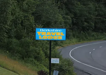 Berkshire Travel Lodge hotel thumbnail 5