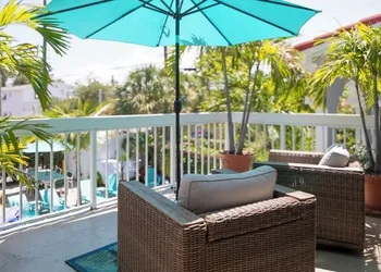 Palm Breeze Hotel hotel thumbnail 2