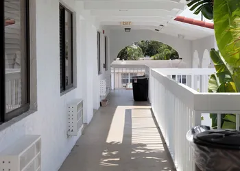 Palm Breeze Hotel hotel thumbnail 6