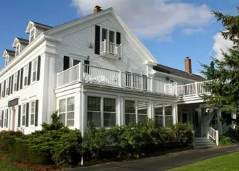 Youngtown Inn & Restaurant hotel thumbnail 2