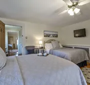 Youngtown Inn & Restaurant hotel detail image 5
