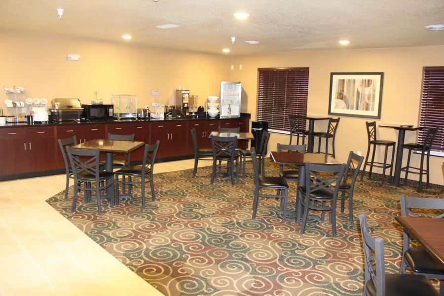 Castle Rock Inn & Suites hotel detail image 6