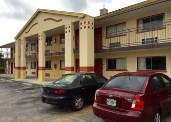 Best Motel Lakeland hotel thumbnail 5