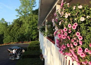 Chatham Travel Lodge hotel thumbnail 8