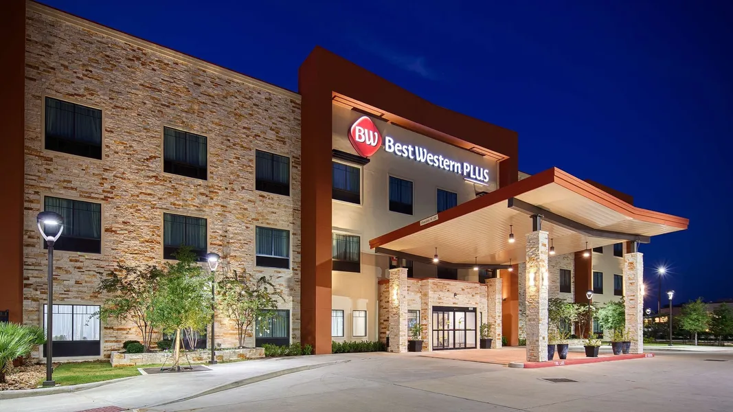 Best Western Plus College Station Inn & Suites hotel detail image 2