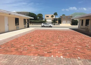 A1A Travel Inn hotel thumbnail 3