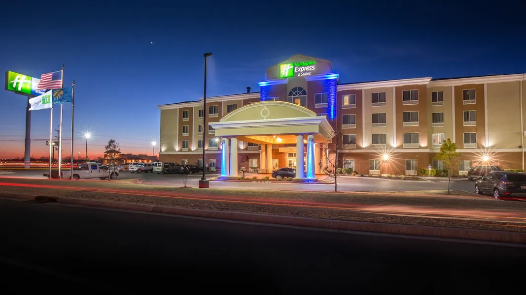Holiday Inn Express Hotel & Suites Elk City by IHG hotel detail image 2