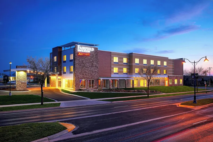 Fairfield Inn & Suites by Marriott Madison Verona hotel detail image 2