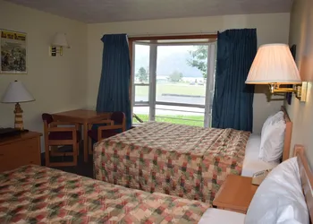 Murphy's Alaskan Inn hotel thumbnail 3