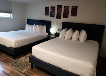 The Iron Horse Inn hotel thumbnail 7