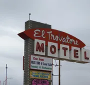 El Trovatore Motel hotel detail image 7
