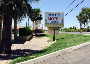 Miles Motel hotel thumbnail 4