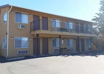 Heritage House Motel hotel thumbnail 2