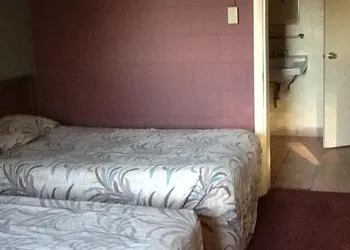 Snowy River Inn hotel thumbnail 7