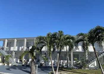 Pelican By The Sea hotel thumbnail 5