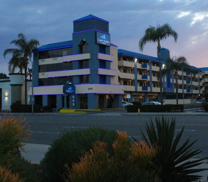 Capri Suites Anaheim hotel detail image 2