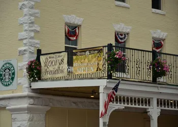 Hotel Niles hotel thumbnail 2