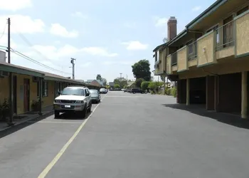Starlite Motel hotel thumbnail 3