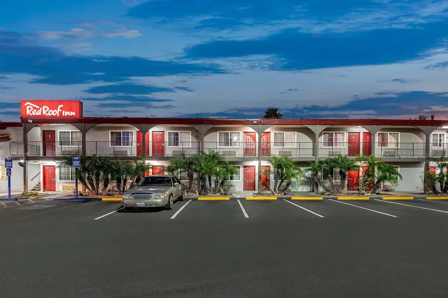 Red Roof Inn Los Angeles – Bellflower hotel detail image 6