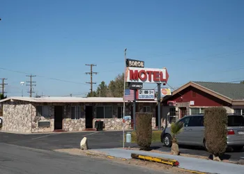 Boron Motel hotel thumbnail 6
