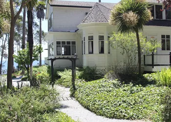 Monarch Cove Inn hotel thumbnail 2