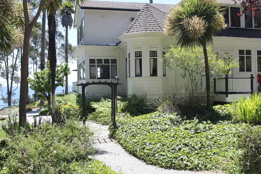 Monarch Cove Inn hotel detail image 2