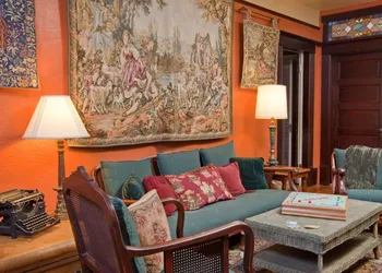 Kelley & Young Wine Garden Inn hotel thumbnail 7
