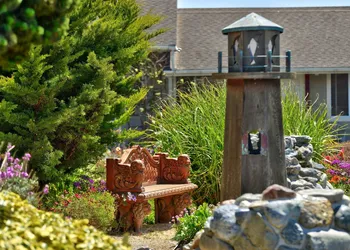 Surf Motel and Gardens hotel thumbnail 8