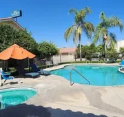 Garden Inn and Suites hotel detail image 4