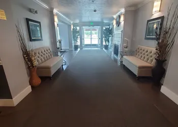 Sequoia Inn hotel thumbnail 6